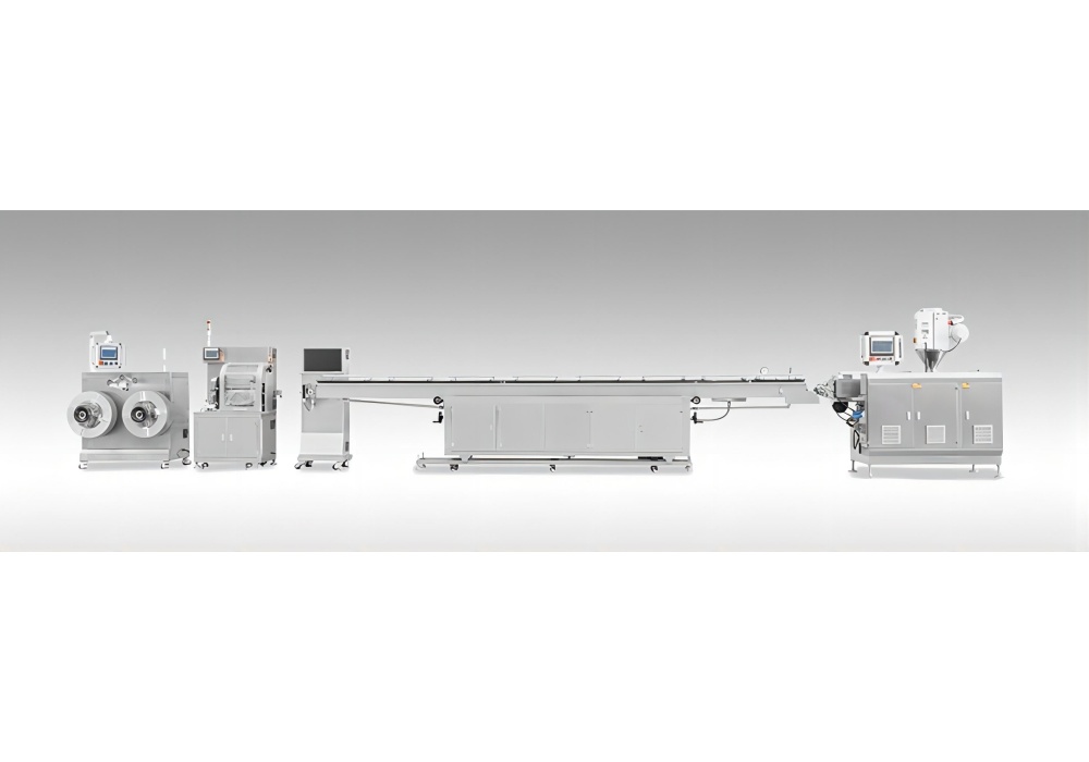 精密擠出生產(chǎn)線(xiàn)(高速收卷型)